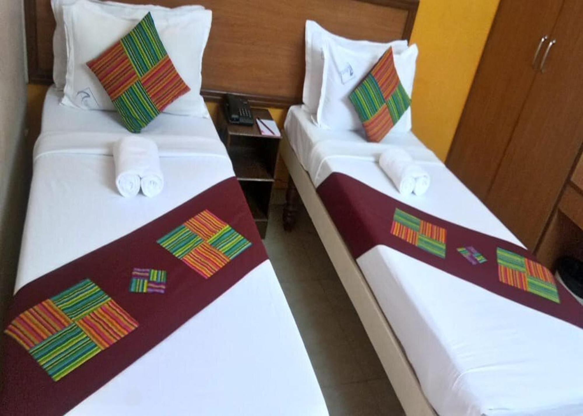 Hotel SPOT ON 36102 Akshara Regency Bangalore Exterior foto